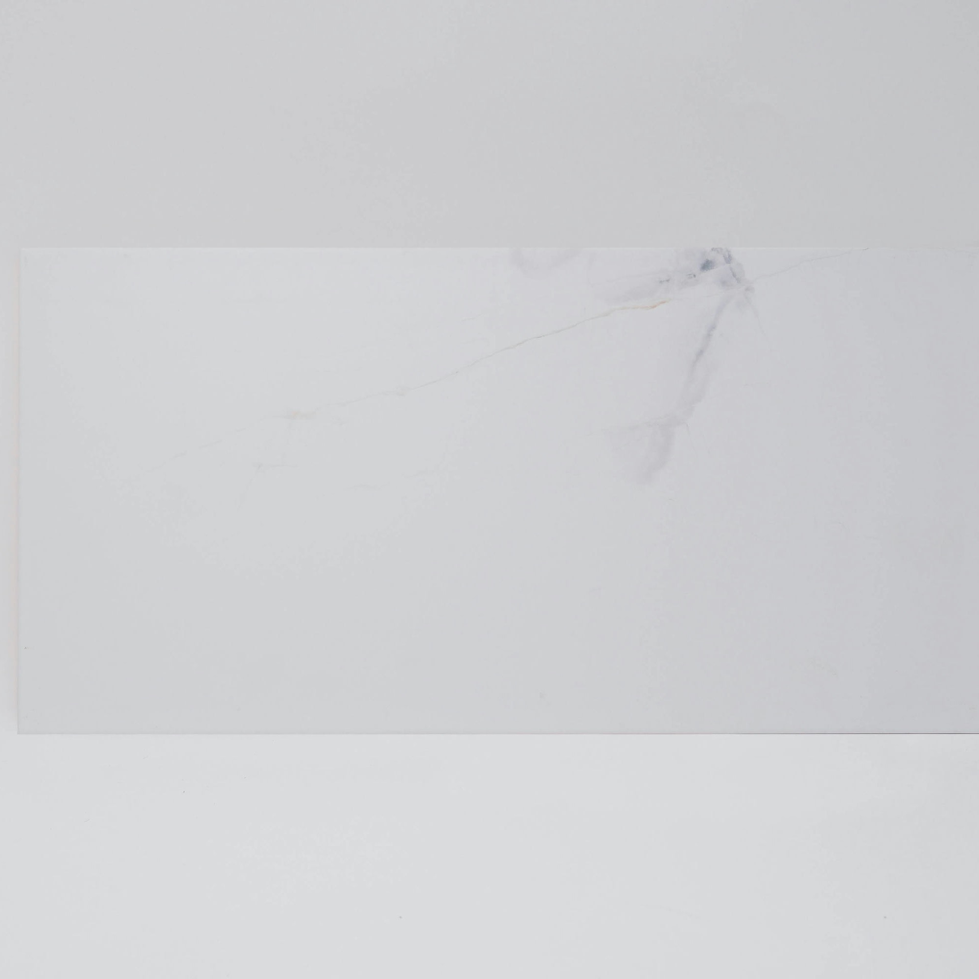 마블룩 화이트 무광 도기질 · 300×600